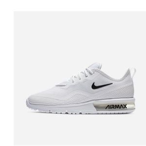 Nike Air Max  Sequent 4.5 women’s size 7